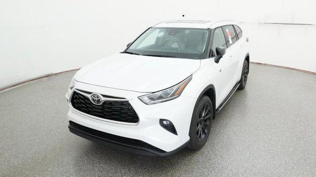 new 2025 Toyota Highlander car, priced at $57,270