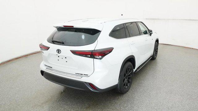new 2025 Toyota Highlander car, priced at $57,270