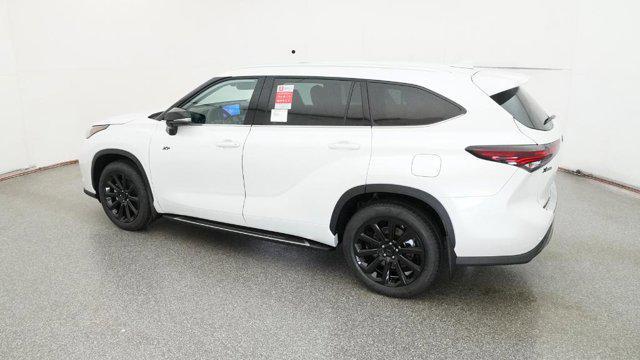 new 2025 Toyota Highlander car, priced at $57,270