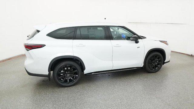 new 2025 Toyota Highlander car, priced at $57,270