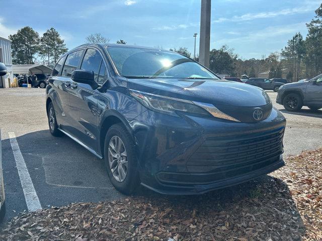 used 2022 Toyota Sienna car, priced at $34,898