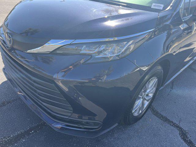 used 2022 Toyota Sienna car, priced at $33,749