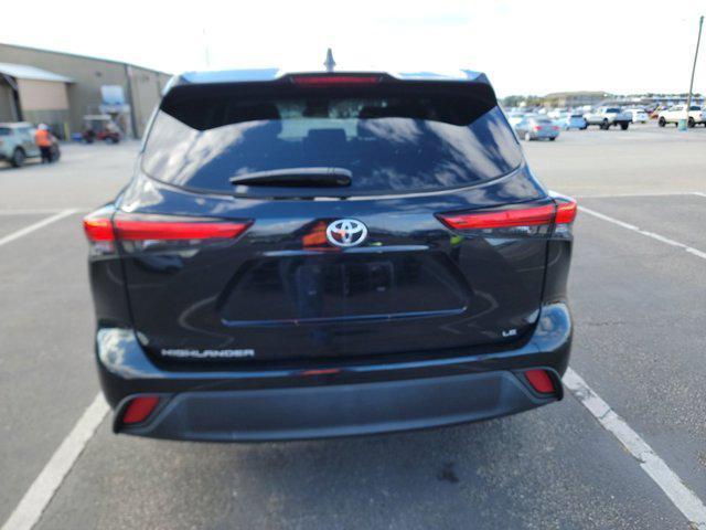 used 2022 Toyota Highlander car, priced at $30,288