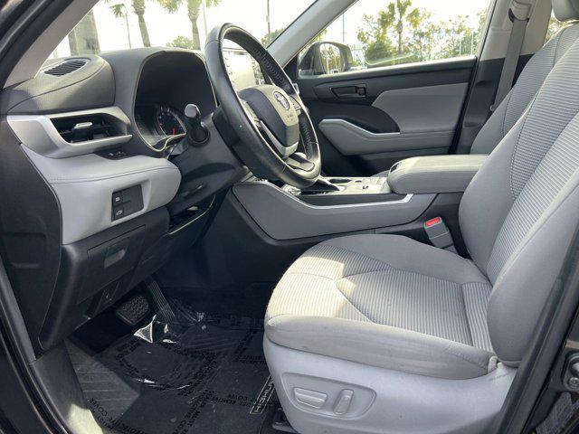 used 2022 Toyota Highlander car, priced at $29,998