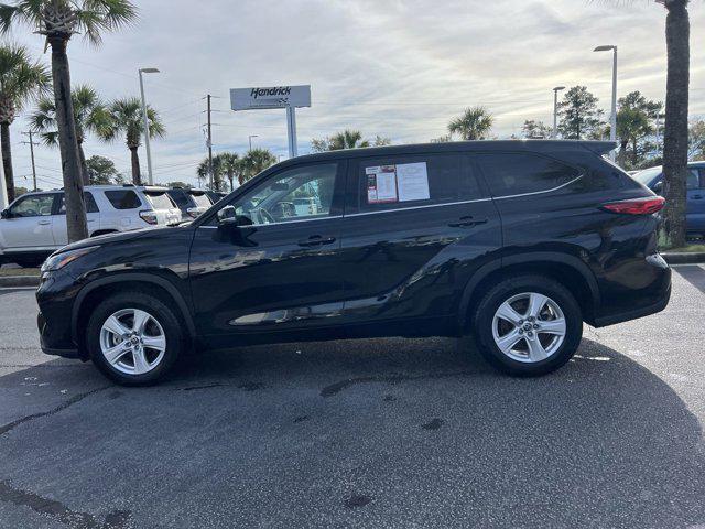 used 2022 Toyota Highlander car, priced at $29,998