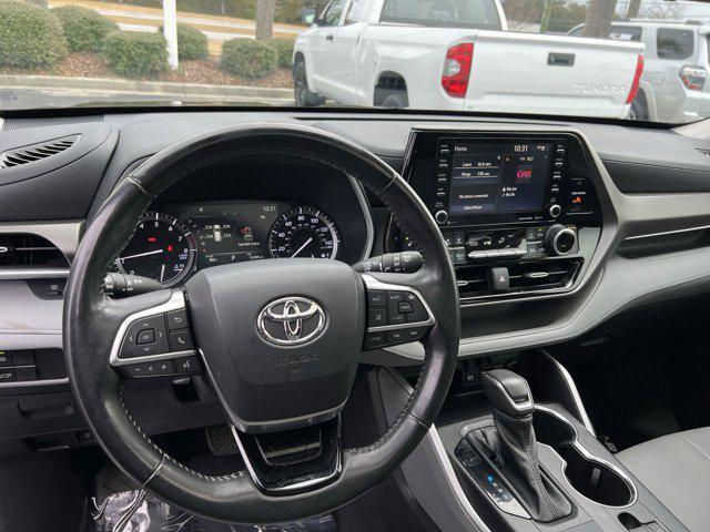 used 2021 Toyota Highlander car, priced at $34,488