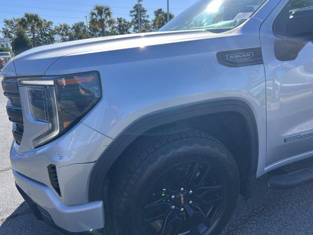 used 2022 GMC Sierra 1500 car, priced at $35,498