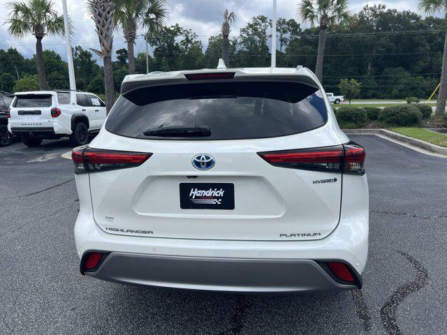 used 2021 Toyota Highlander Hybrid car, priced at $45,998