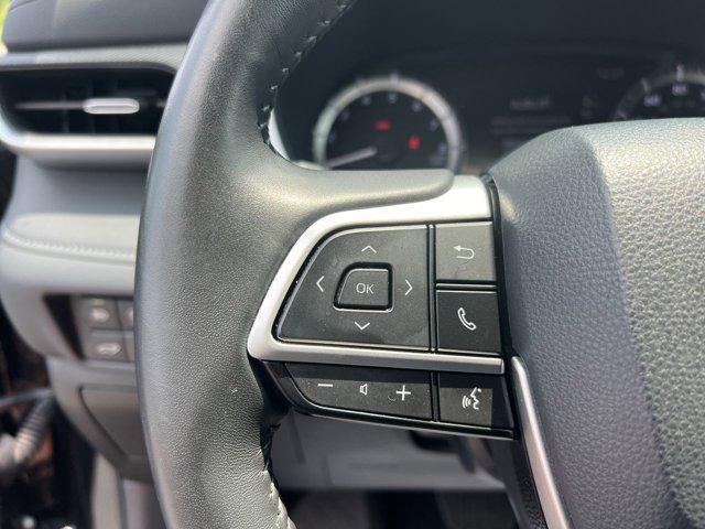 used 2024 Toyota Highlander car, priced at $43,498