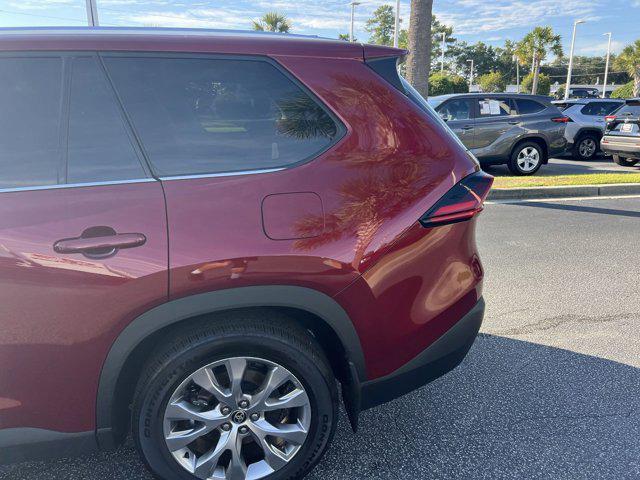 used 2025 Toyota Grand Highlander car, priced at $57,998