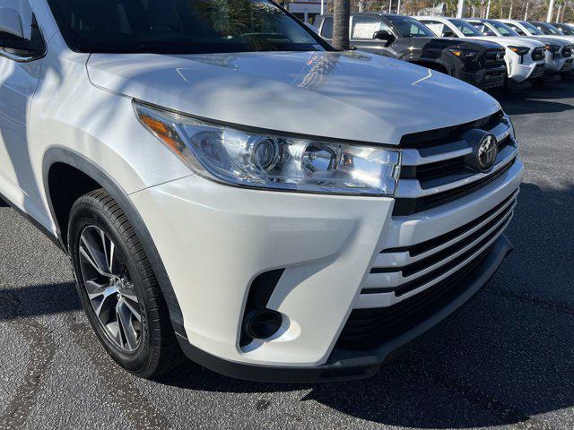 used 2019 Toyota Highlander car, priced at $25,178