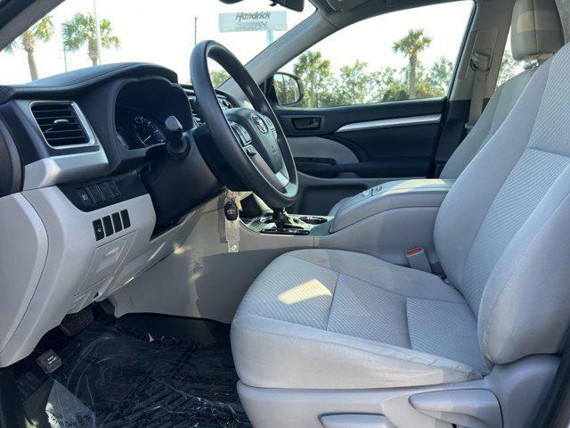 used 2019 Toyota Highlander car, priced at $25,178