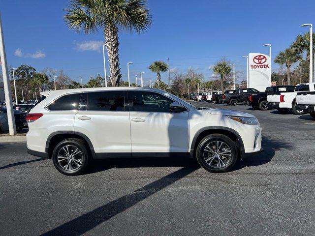 used 2019 Toyota Highlander car, priced at $25,178