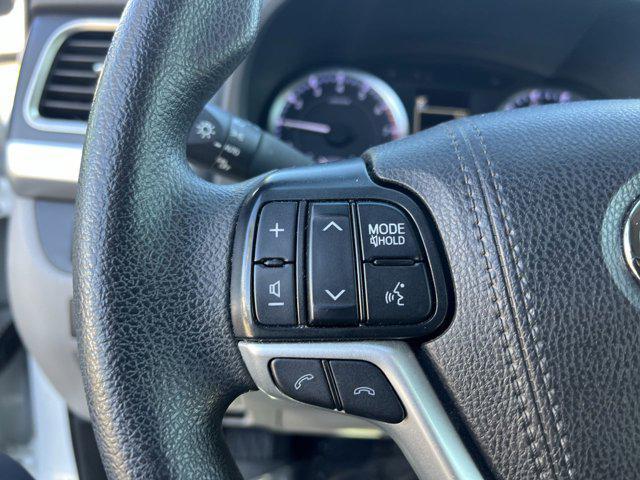 used 2019 Toyota Highlander car, priced at $25,178