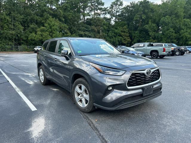 used 2024 Toyota Highlander car, priced at $35,995