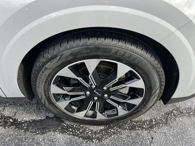 used 2023 Kia Carnival car, priced at $30,749
