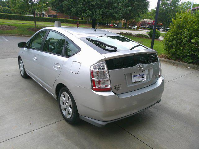 used 2007 Toyota Prius car, priced at $10,998