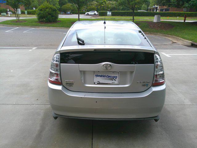 used 2007 Toyota Prius car, priced at $10,998