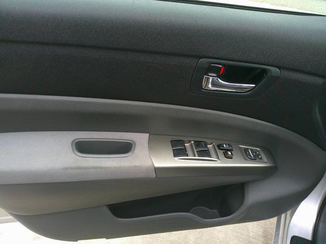 used 2007 Toyota Prius car, priced at $10,998