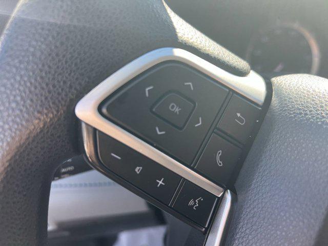 used 2023 Toyota Highlander car, priced at $32,995