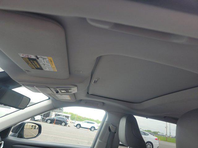 used 2021 Toyota Highlander car, priced at $32,998