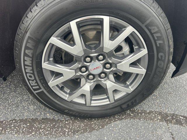used 2023 GMC Acadia car, priced at $22,998