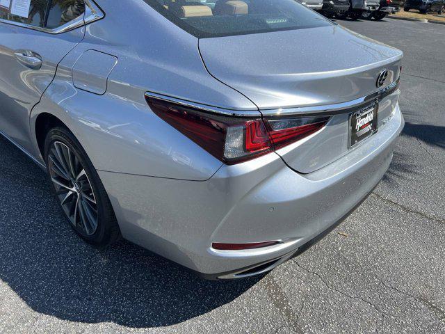 used 2022 Lexus ES 350 car, priced at $34,998