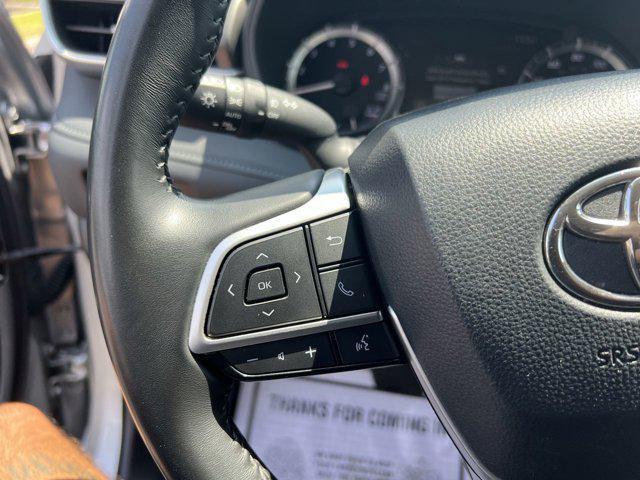 used 2024 Toyota Highlander car, priced at $37,998