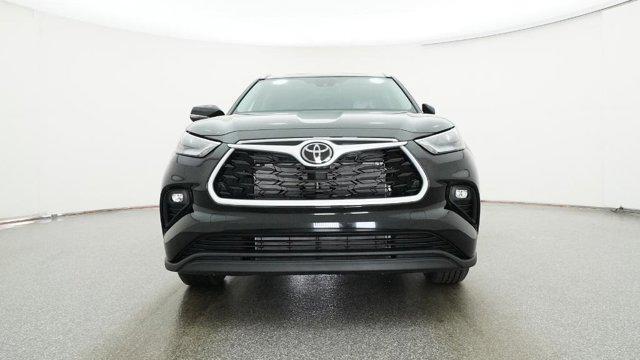 new 2026 Toyota Highlander car, priced at $48,176