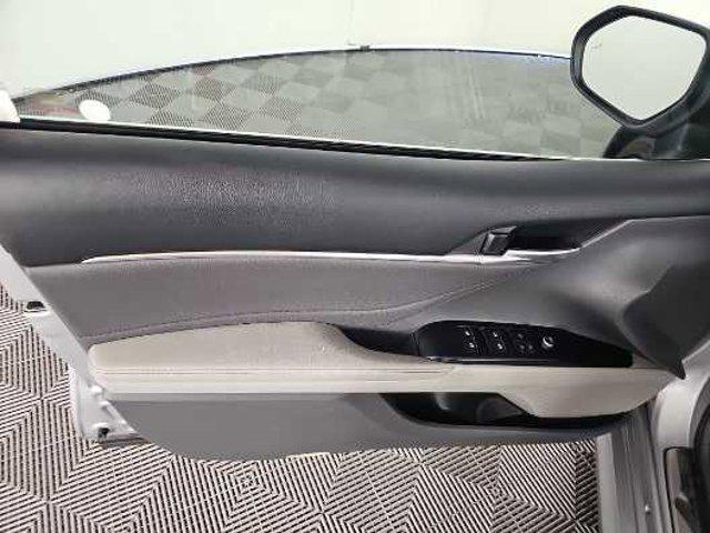 used 2018 Toyota Camry car, priced at $25,998