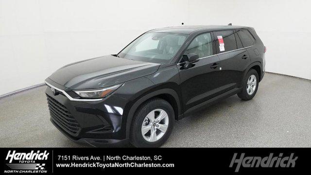 new 2025 Toyota Highlander Hybrid car, priced at $47,020