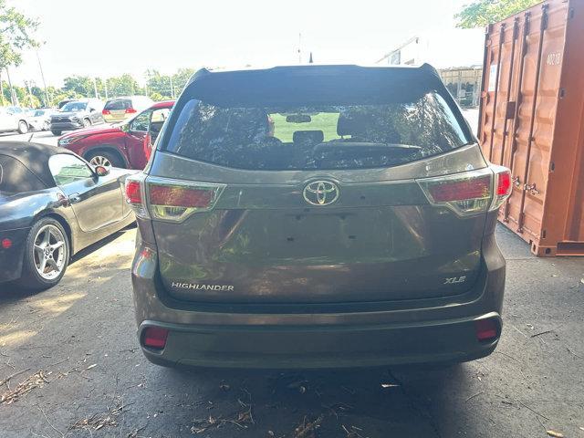 used 2016 Toyota Highlander car, priced at $15,278