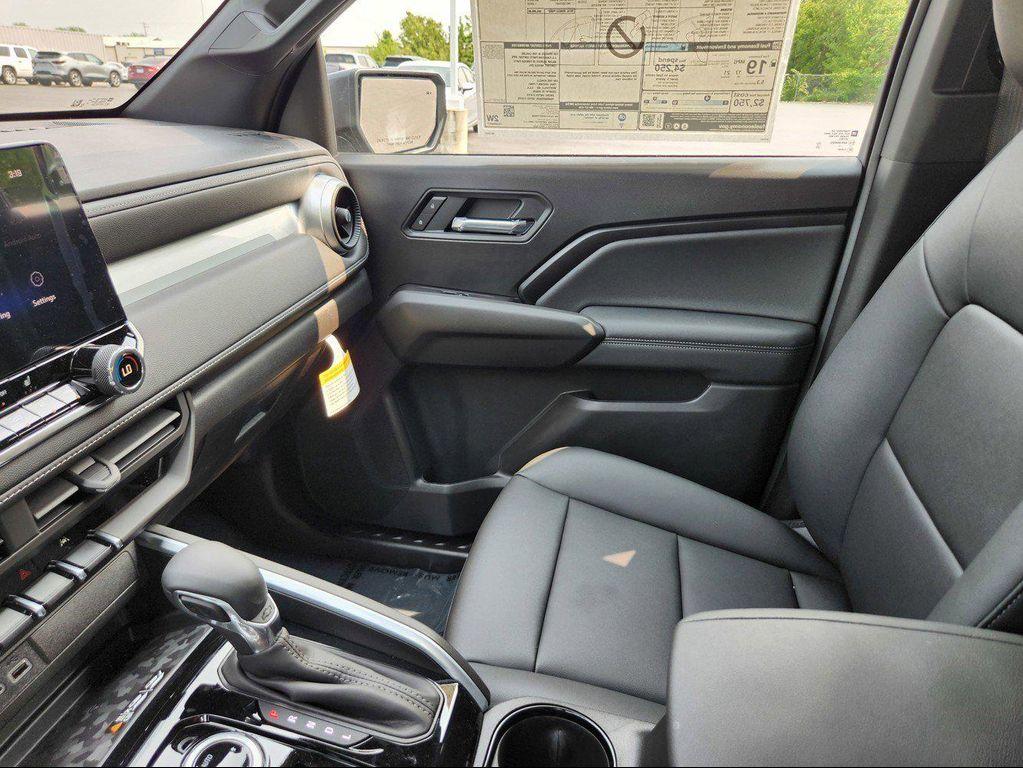 new 2025 Chevrolet Colorado car, priced at $41,865