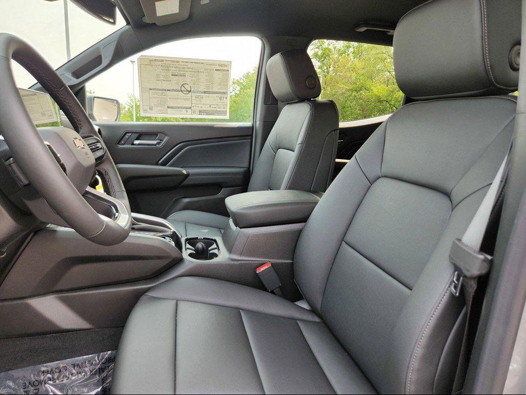 new 2025 Chevrolet Colorado car, priced at $41,865