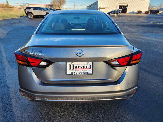 used 2021 Nissan Altima car, priced at $20,000