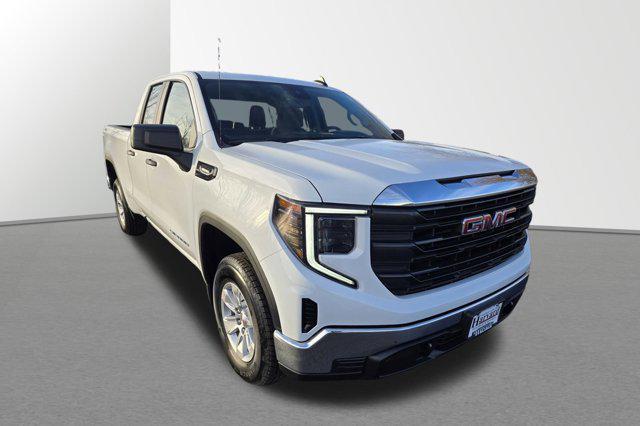 new 2025 GMC Sierra 1500 car, priced at $58,440