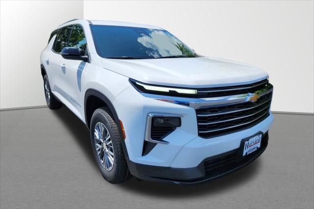 new 2025 Chevrolet Traverse car, priced at $43,195