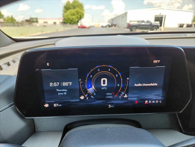 new 2025 Chevrolet Traverse car, priced at $43,195