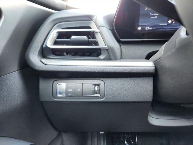 new 2025 Chevrolet Traverse car, priced at $43,195