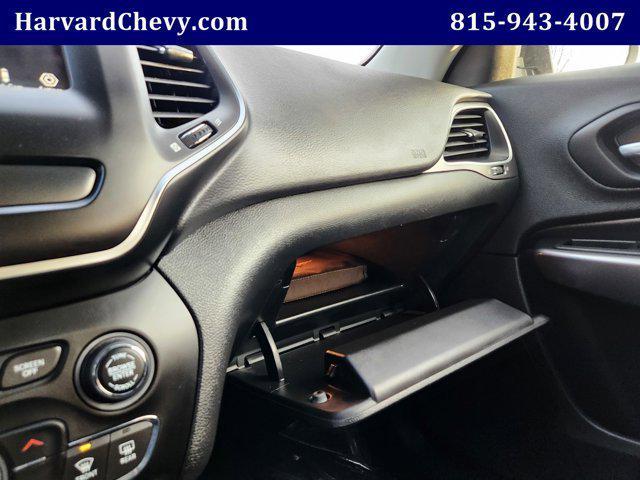 used 2019 Jeep Cherokee car, priced at $10,750