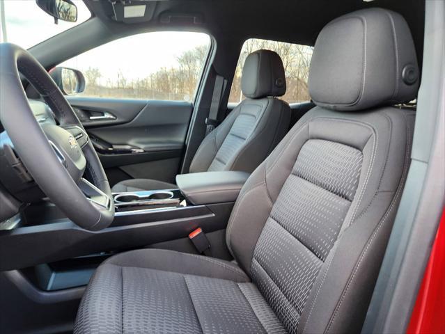 new 2025 Chevrolet Equinox car, priced at $30,490