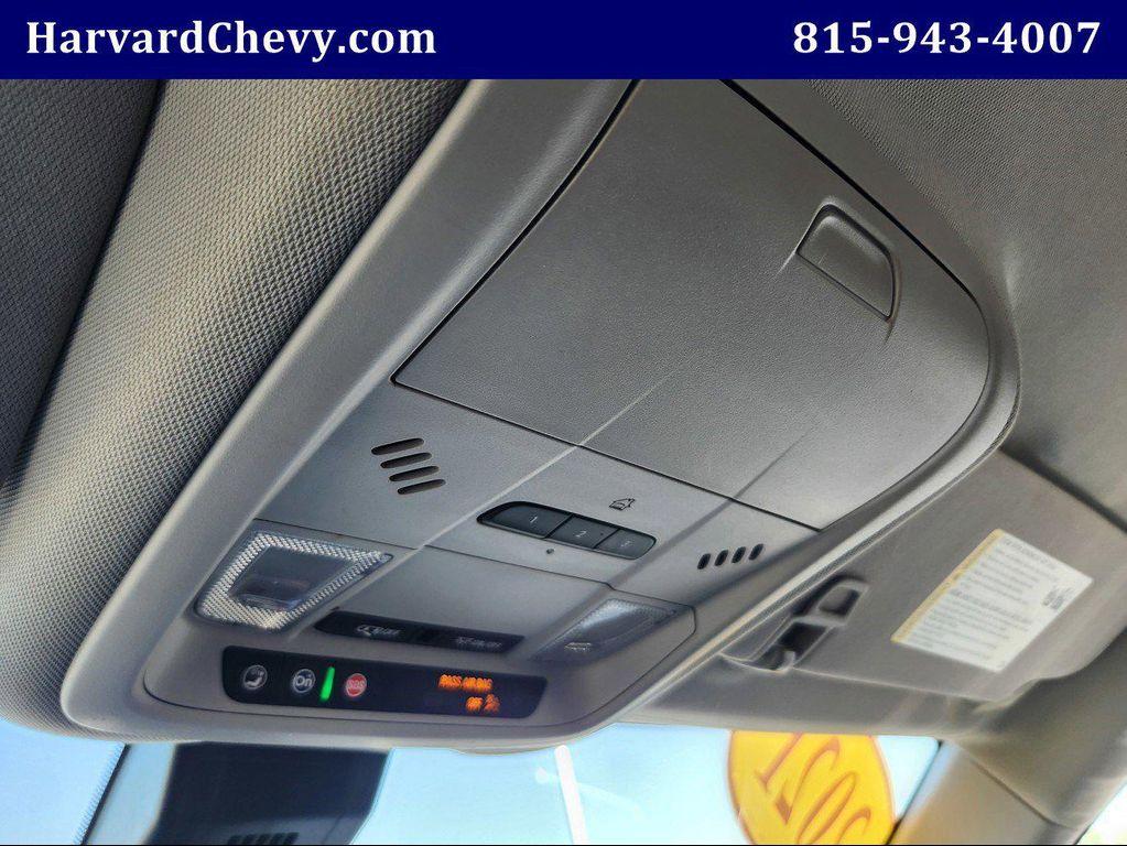 used 2021 Chevrolet Equinox car, priced at $18,500