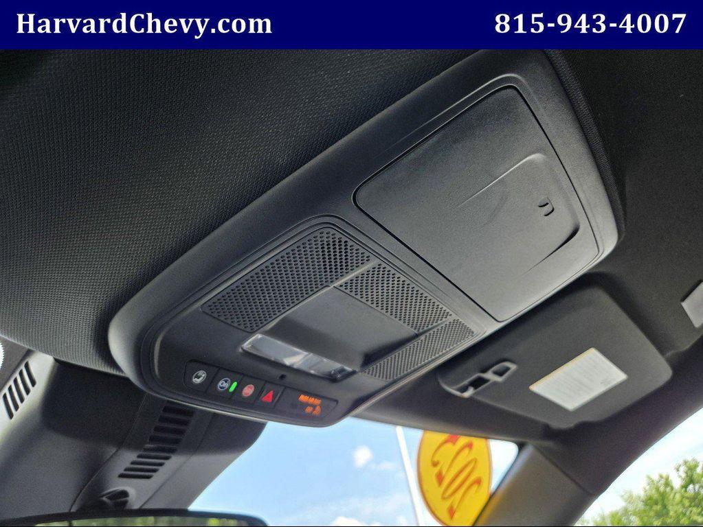 used 2025 Chevrolet Traverse car, priced at $38,000