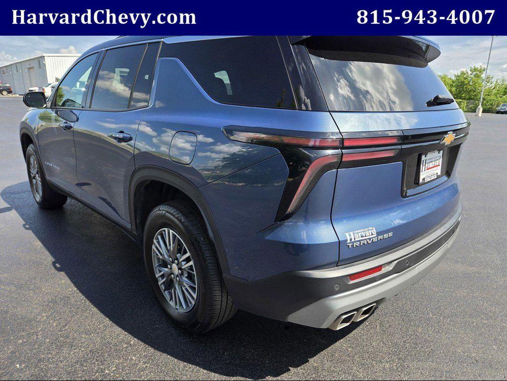 used 2025 Chevrolet Traverse car, priced at $38,000
