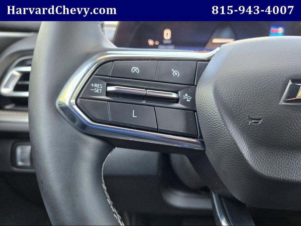 used 2025 Chevrolet Traverse car, priced at $38,000