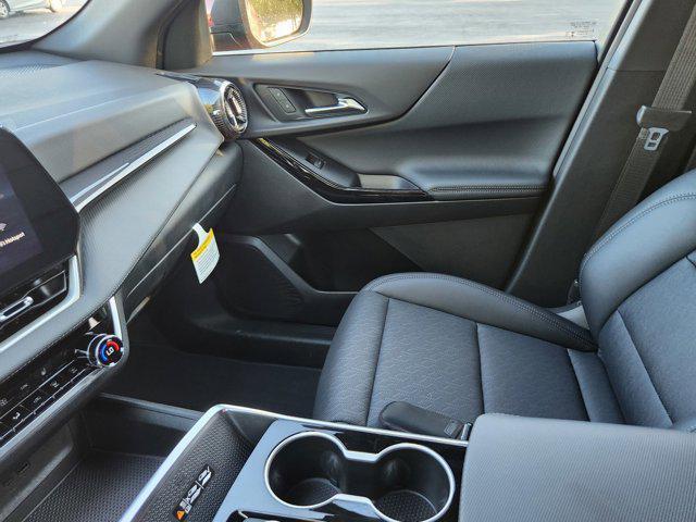new 2026 Chevrolet Equinox car, priced at $31,535