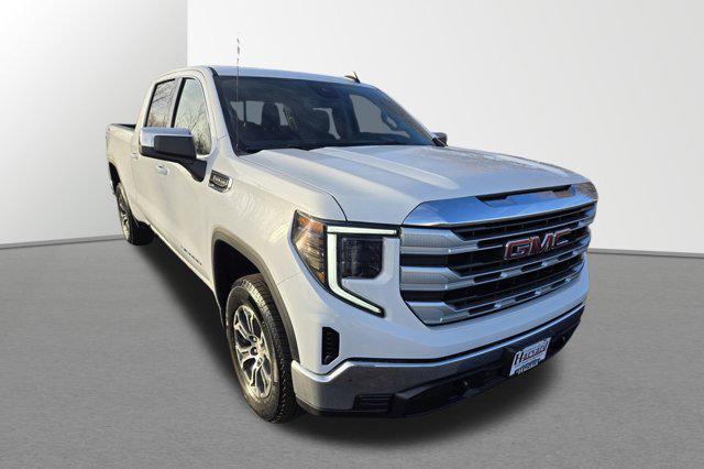 new 2025 GMC Sierra 1500 car, priced at $44,975