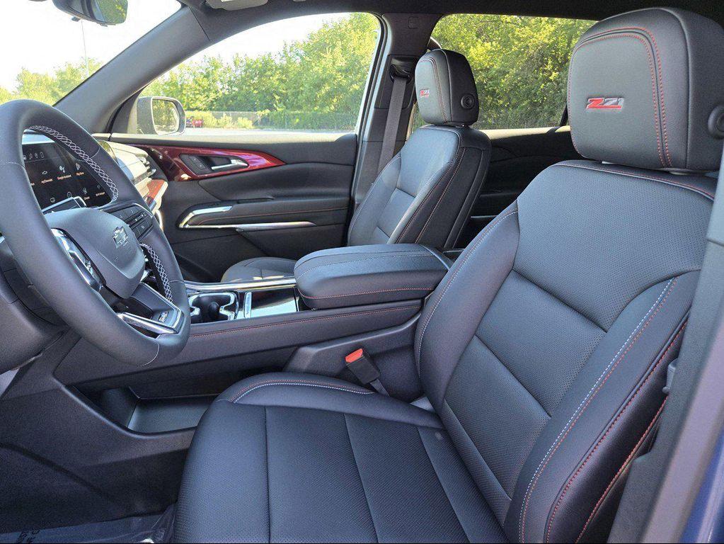 new 2026 Chevrolet Traverse car, priced at $50,160