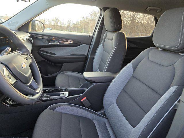 new 2025 Chevrolet TrailBlazer car, priced at $24,785