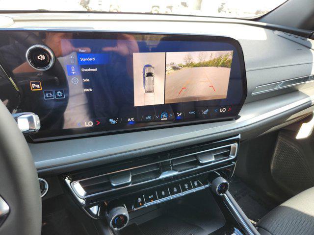new 2025 Chevrolet Traverse car, priced at $43,980